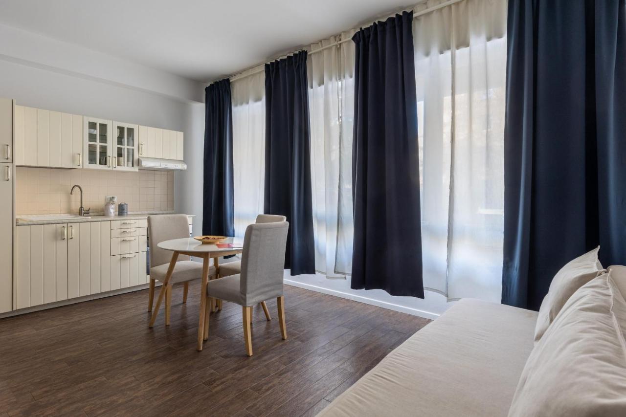 Largo Molina Studio III By Wonderful Italy Bologna Luaran gambar